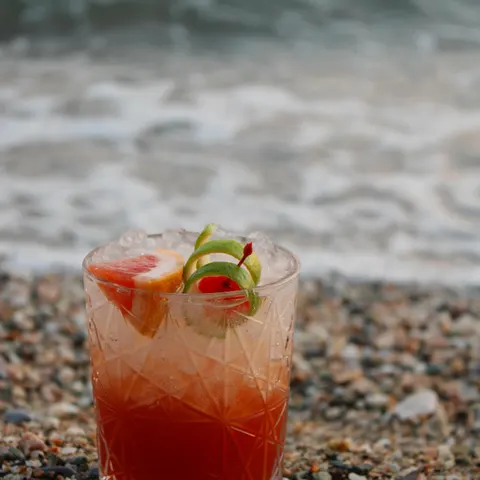 Cocktail στην παραλία